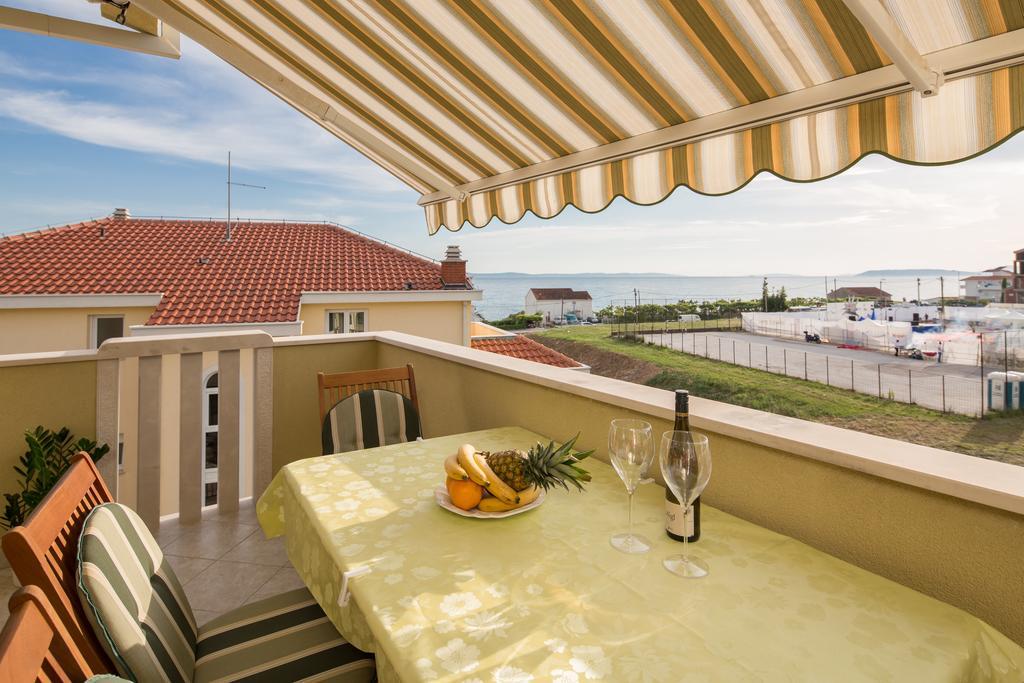 Apartments Leon Подстрана Стая снимка