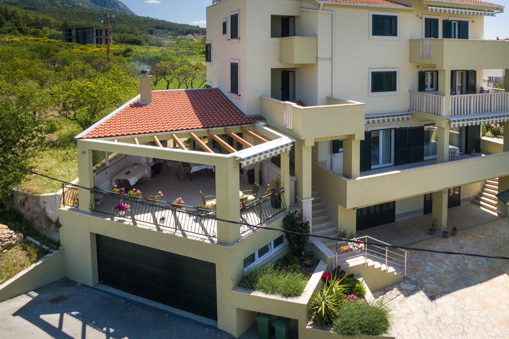 Apartments Leon Подстрана Екстериор снимка